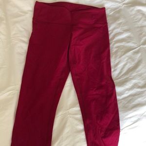 Lululemon Wunder Under Crop Raspberry Size 6